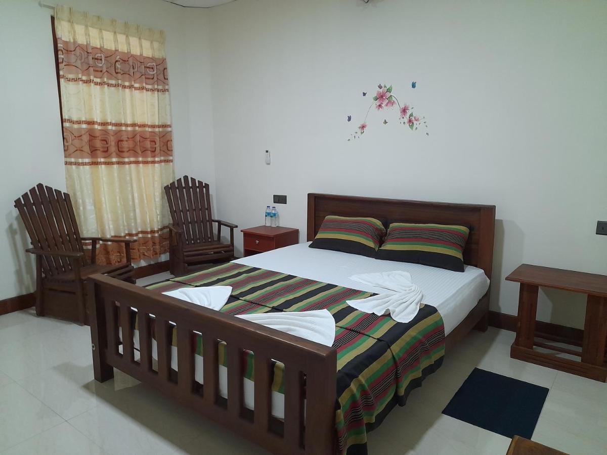 Sigiri Jungle Villa Sigiriya Bagian luar foto